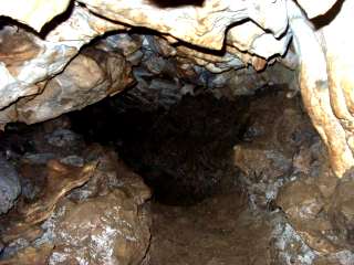 Majkova jaskyňa