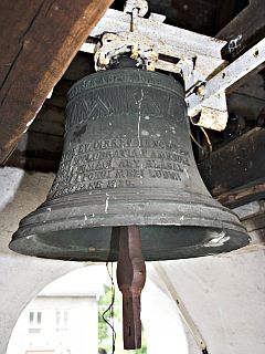 Henckovce - kostol - zvon