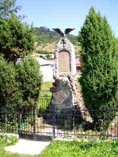 Nálepkovo - pomník